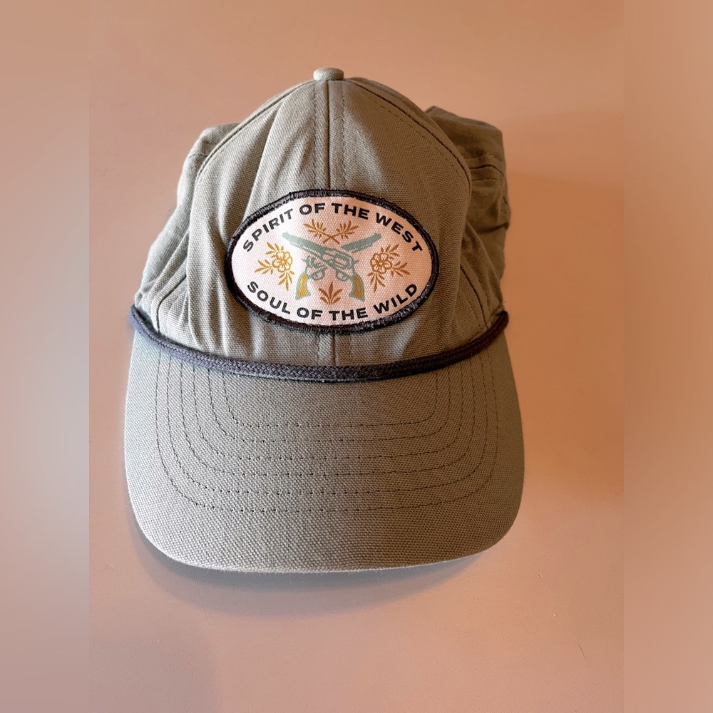 Sandro Spirit of the‎ west soul of the wild adjustable hat